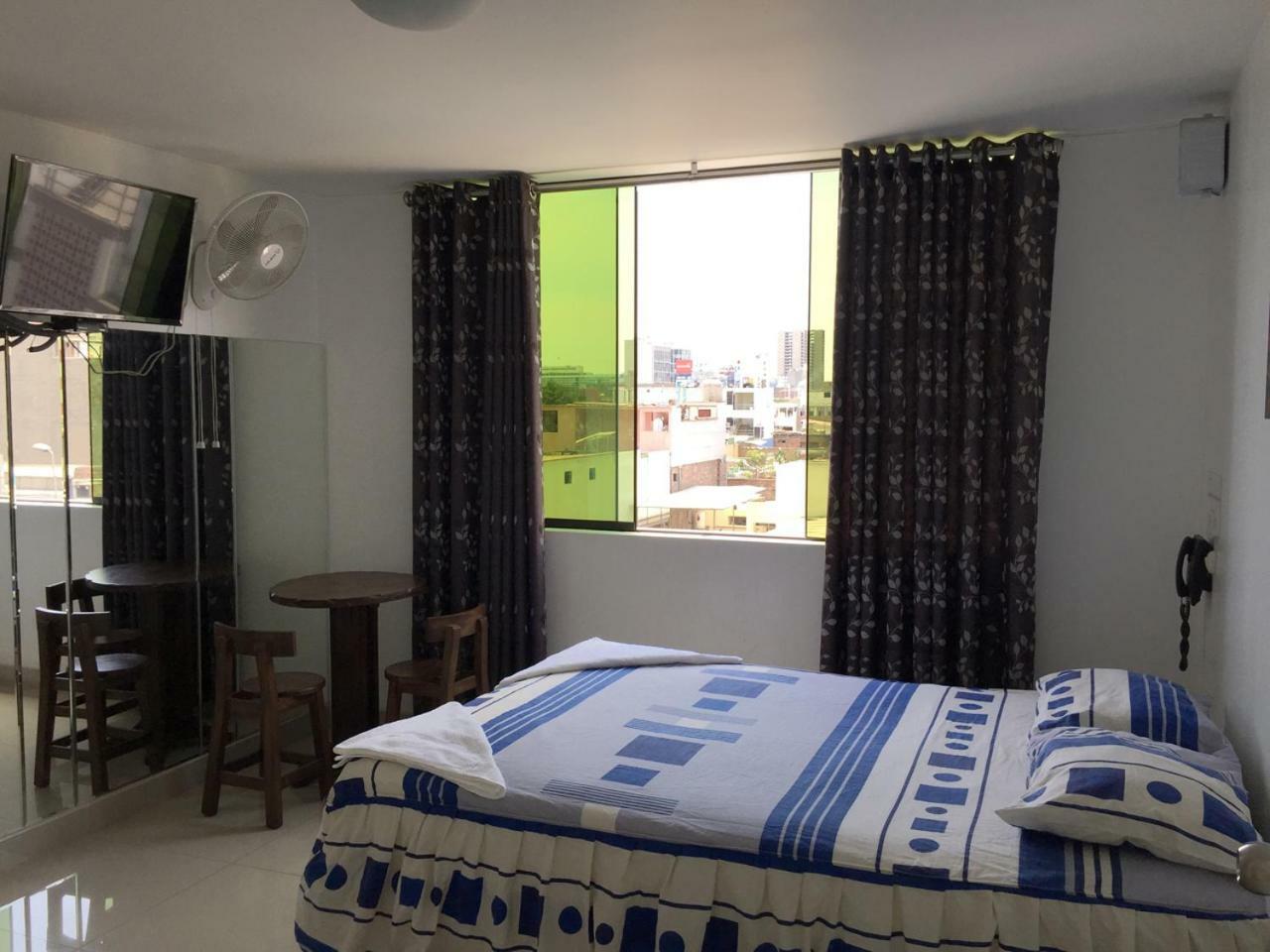 Hostal Suenos ลิมา ภายนอก รูปภาพ